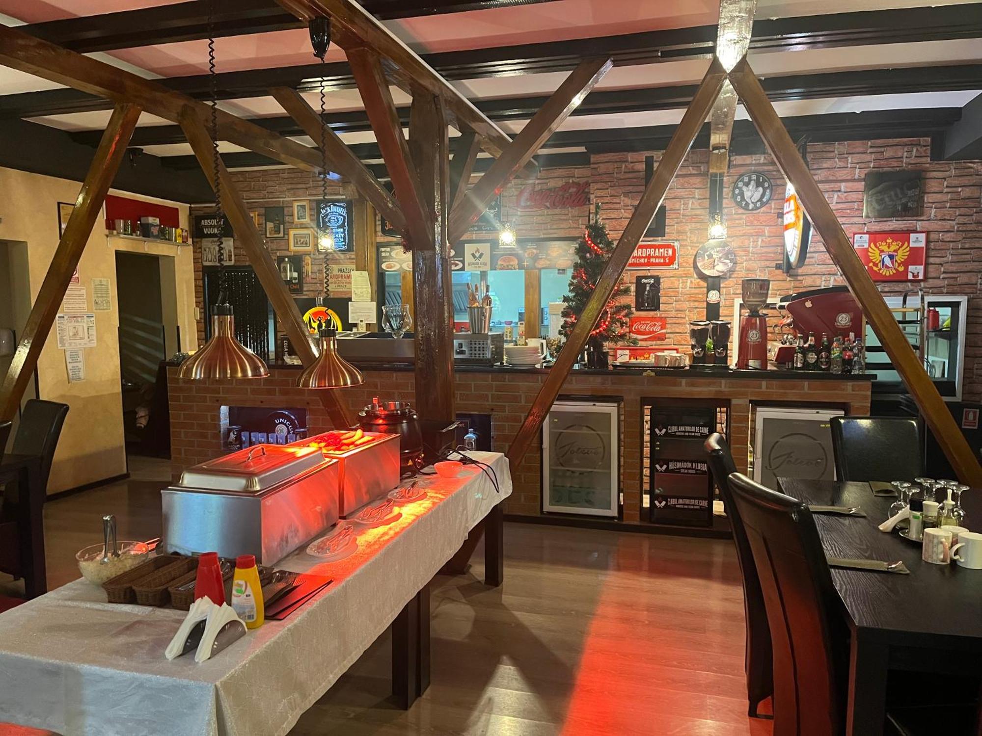 Prince Hotel Miercurea Ciuc Ngoại thất bức ảnh