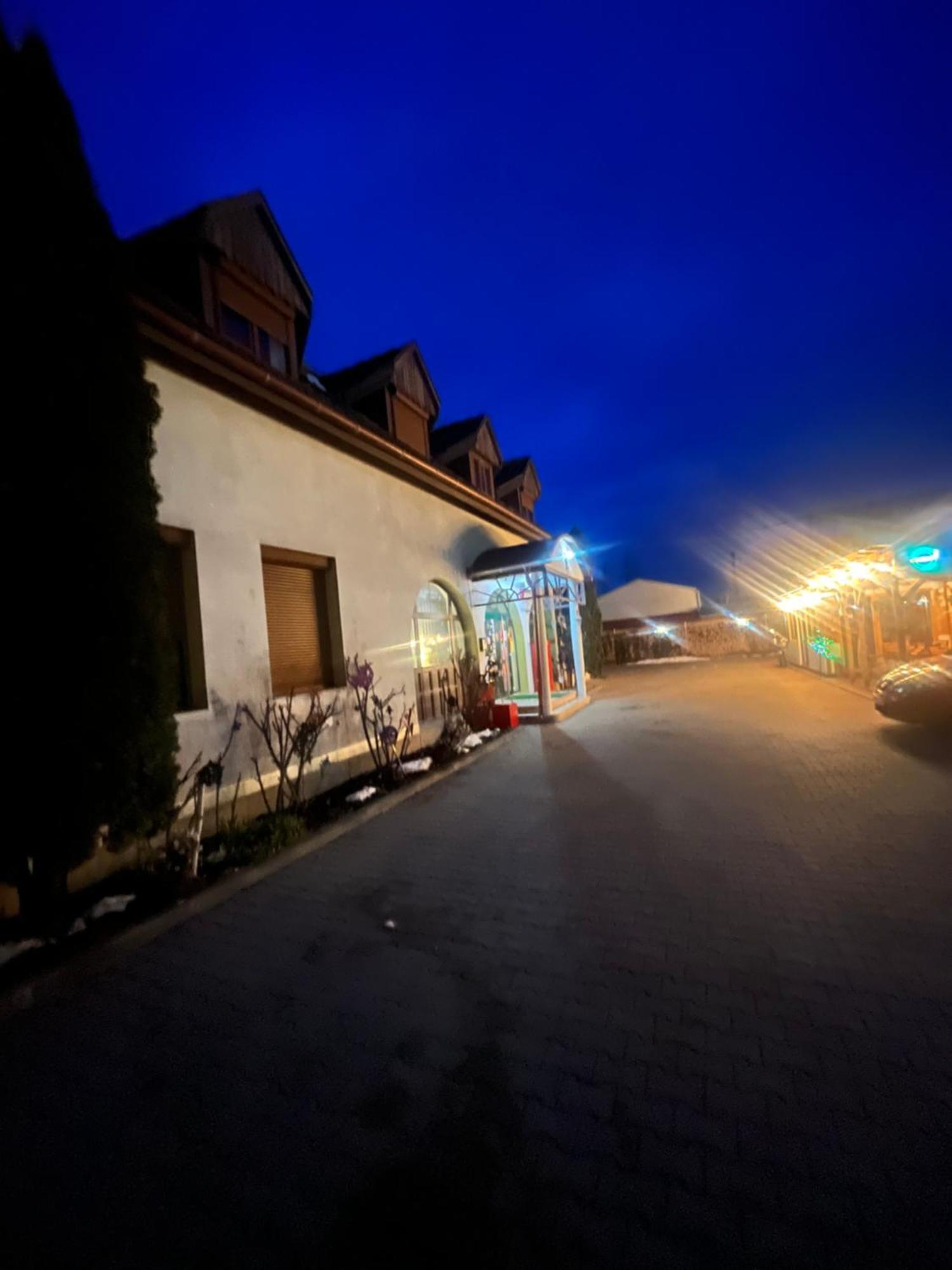Prince Hotel Miercurea Ciuc Ngoại thất bức ảnh