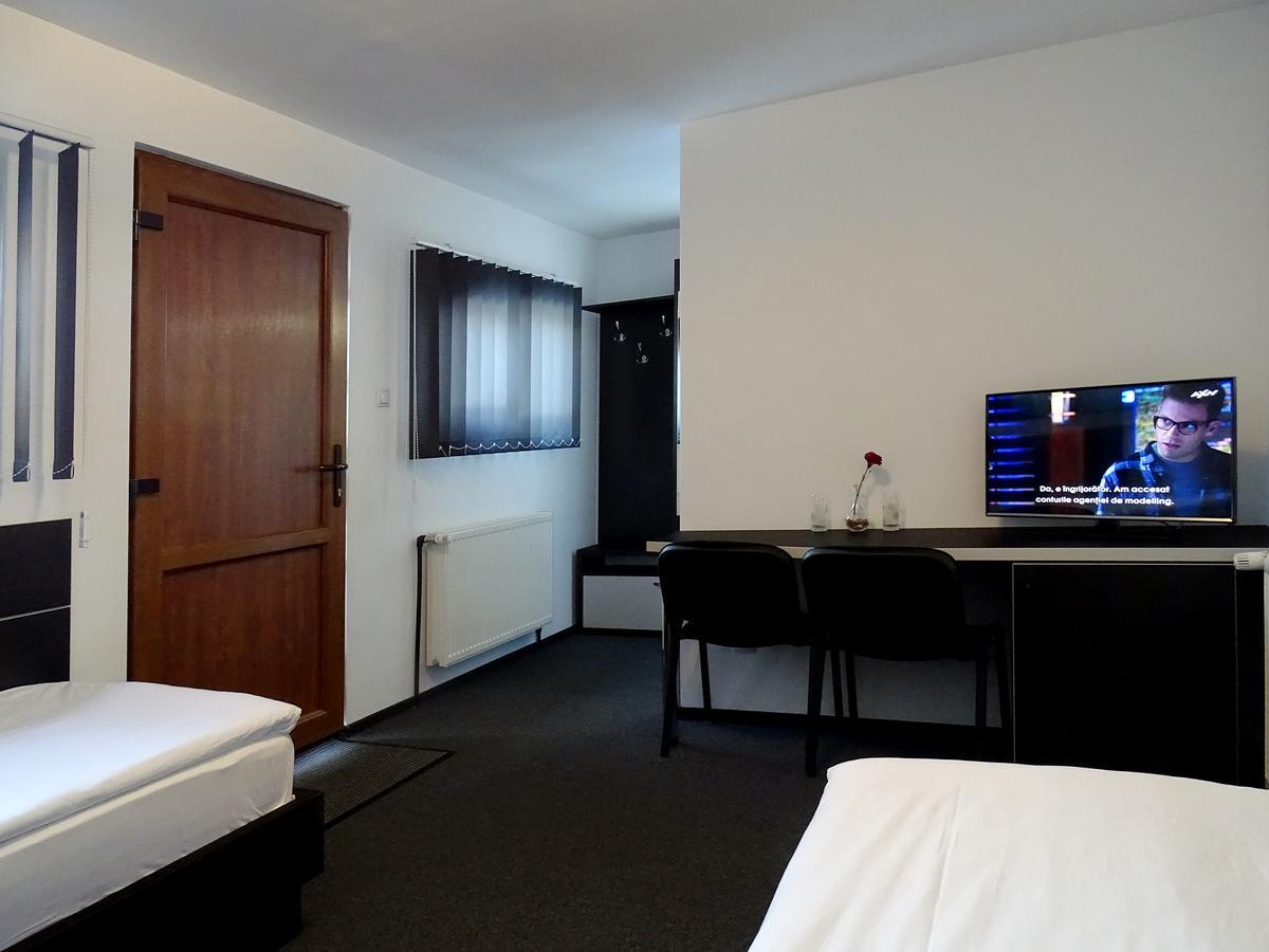 Prince Hotel Miercurea Ciuc Ngoại thất bức ảnh